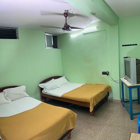 Hotel Chola Lodge Arantangi Екстер'єр фото