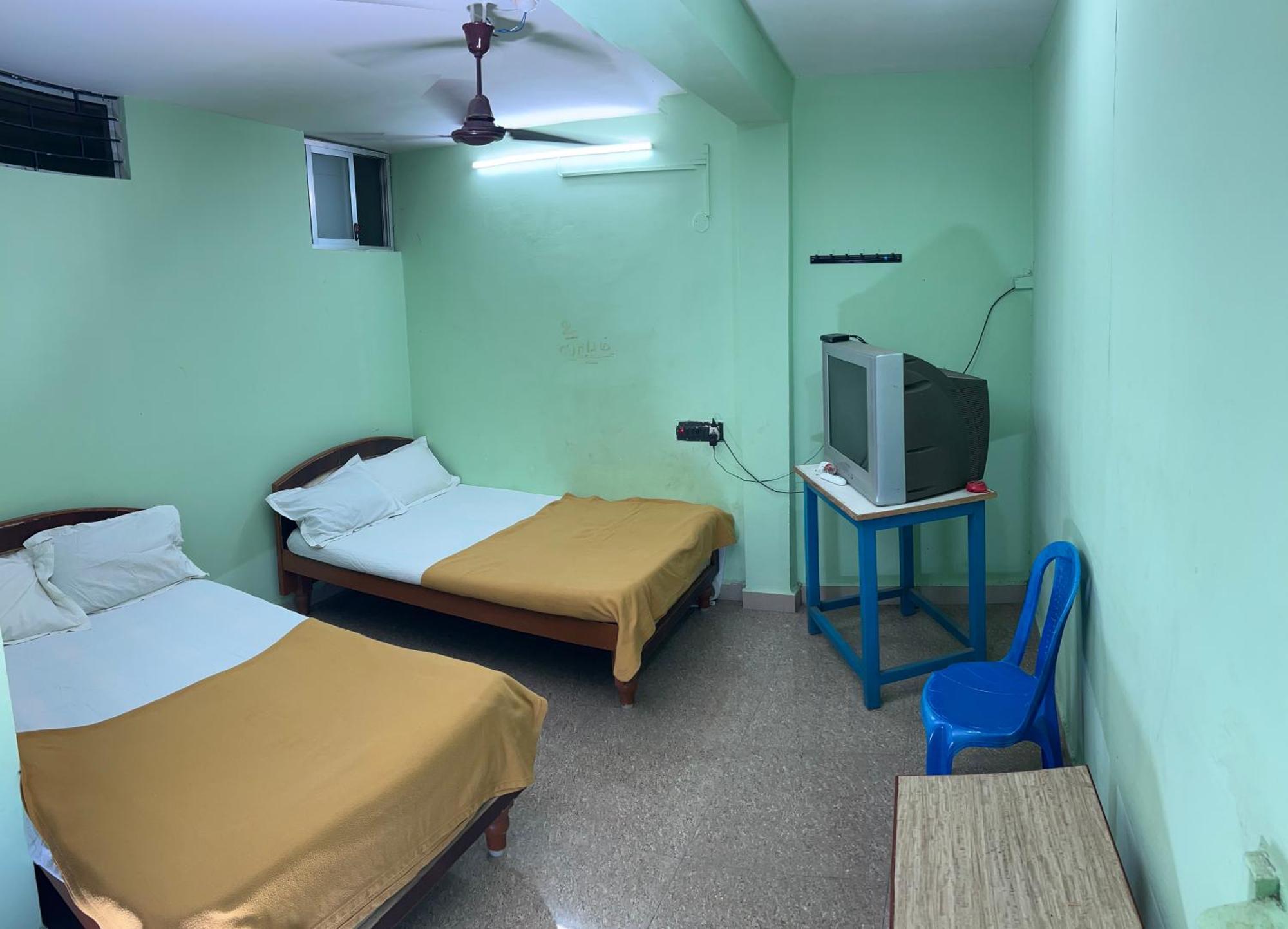 Hotel Chola Lodge Arantangi Екстер'єр фото